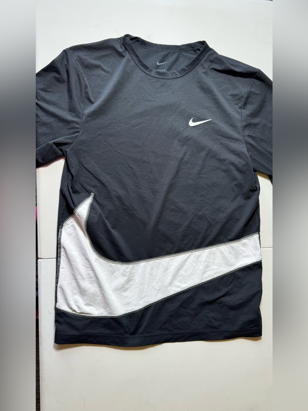 Nike Dri-FIT Black Performance Tee | White Graphic Panel/men’s Small Womens Med